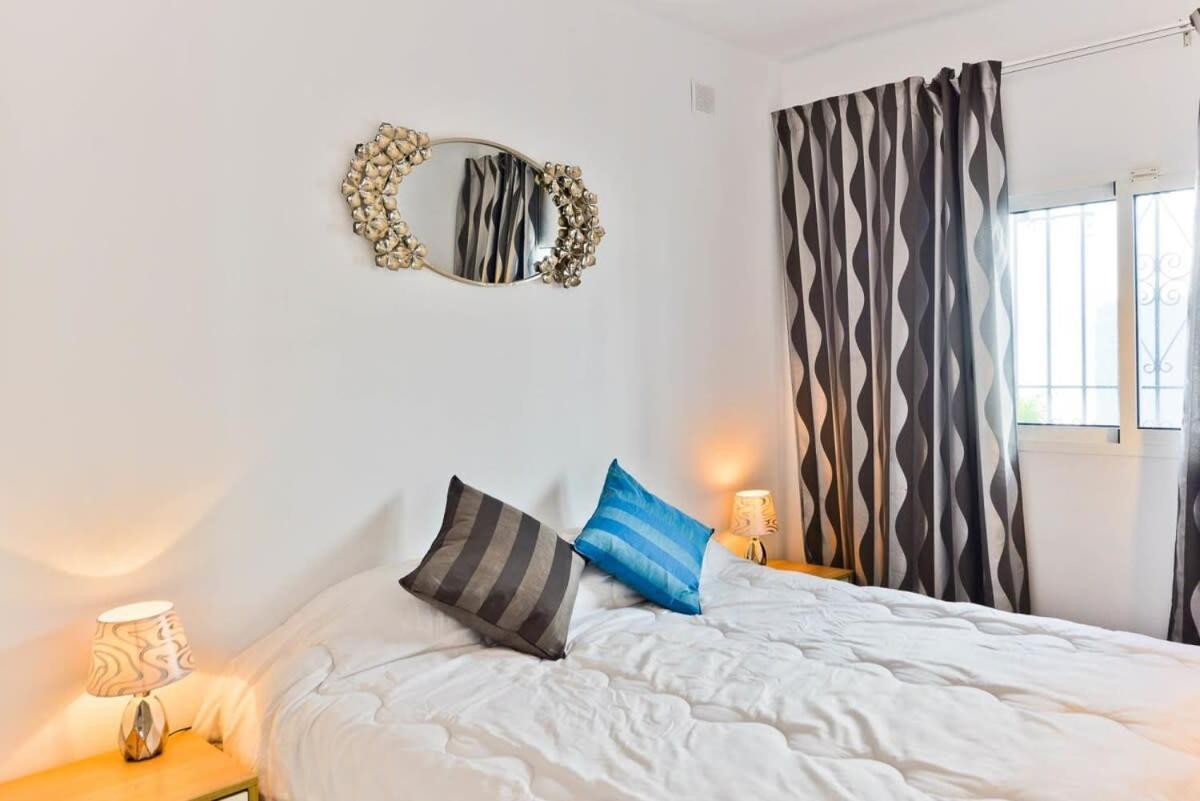 Capistrano Pueblo Apartman Nerja Kültér fotó
